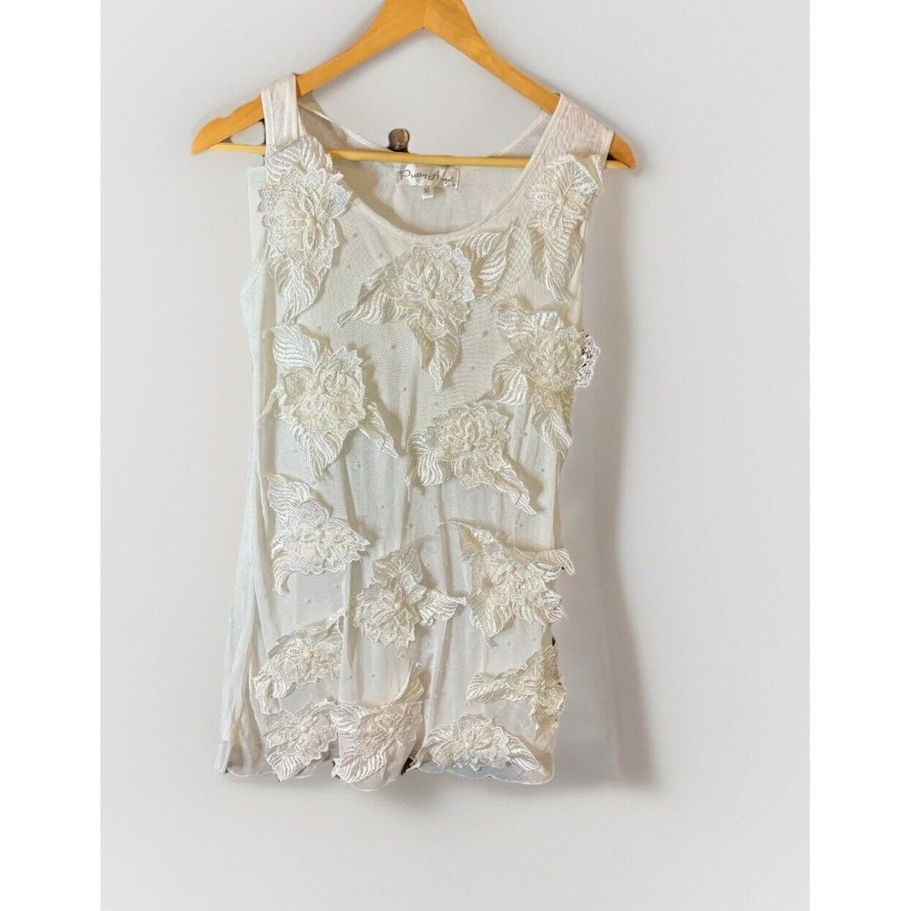 Pretty Angel Shift top Women's M White Floral Lined Stretch Beaded Sleeveless